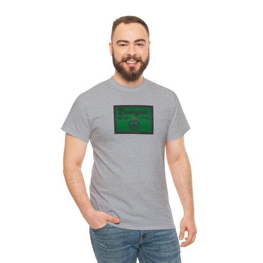 ECELUGICH  Unisex Heavy Cotton Tee