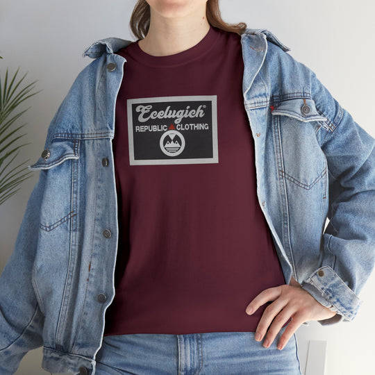 ECELUGICH  Unisex Heavy Cotton Tee