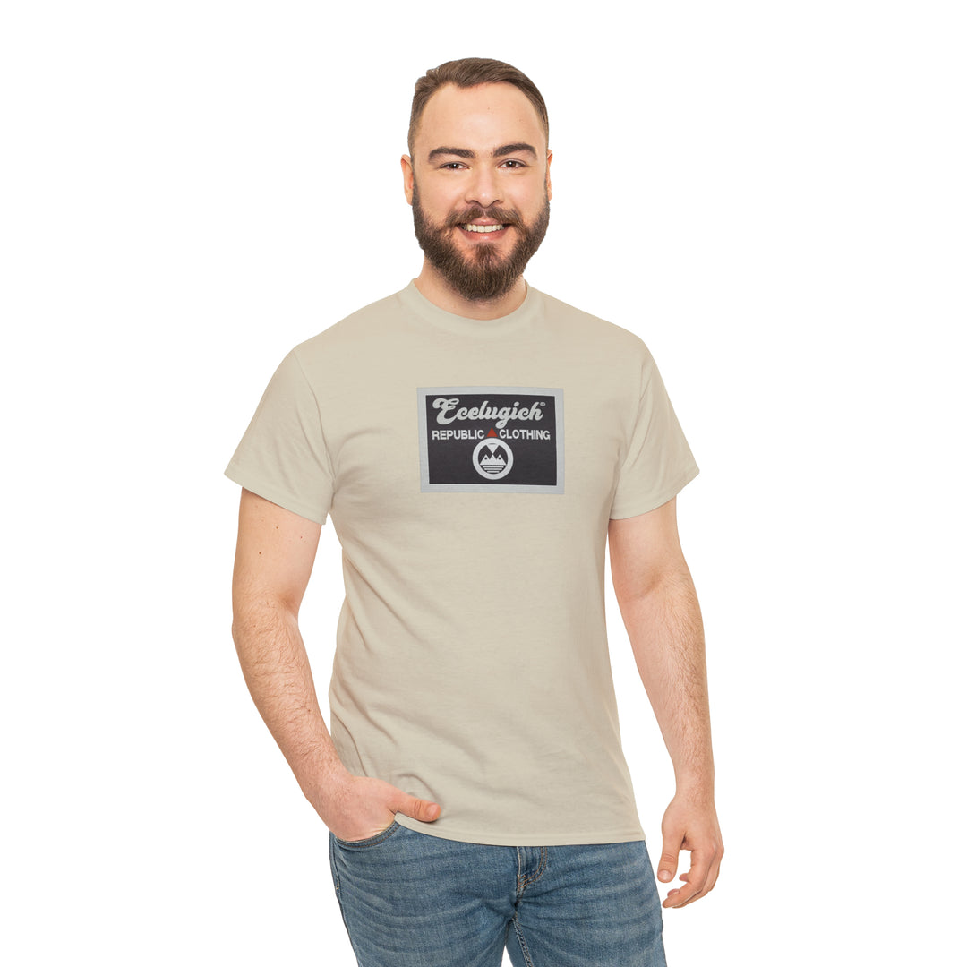 ECELUGICH  Unisex Heavy Cotton Tee